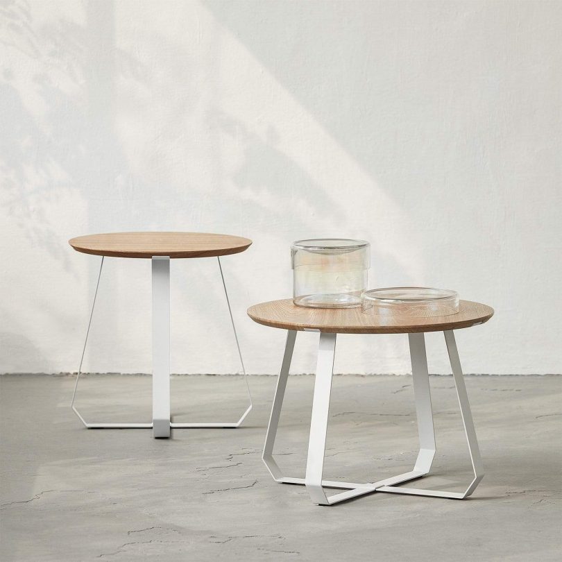 Puik side and coffee table