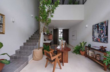 A Vacation Home in the Yucatan Plays With Double Heights to Feel Larger