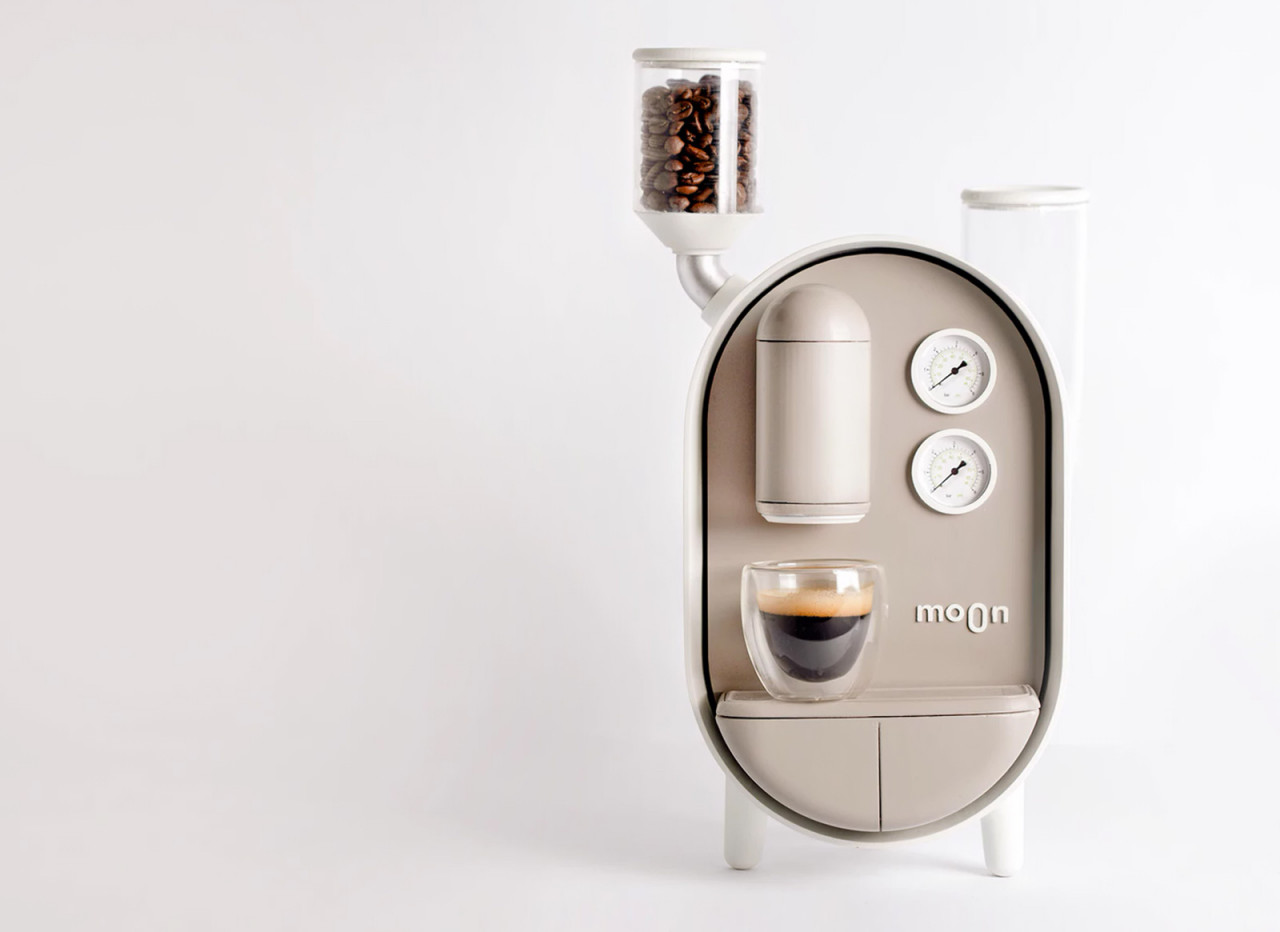 The Moon Coffee Maker Drips With Caffeine and Cuteness
