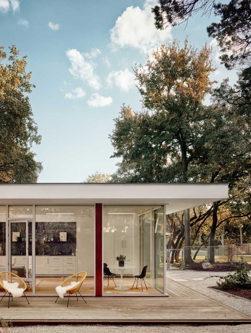 A Spacious Accessory Dwelling Unit in Austin Complete With a Murphy Bed