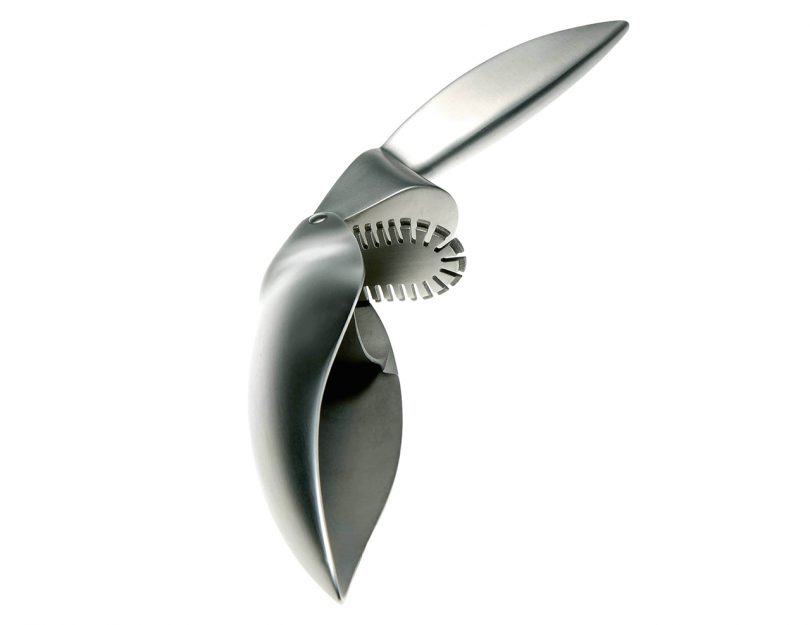 garlic press