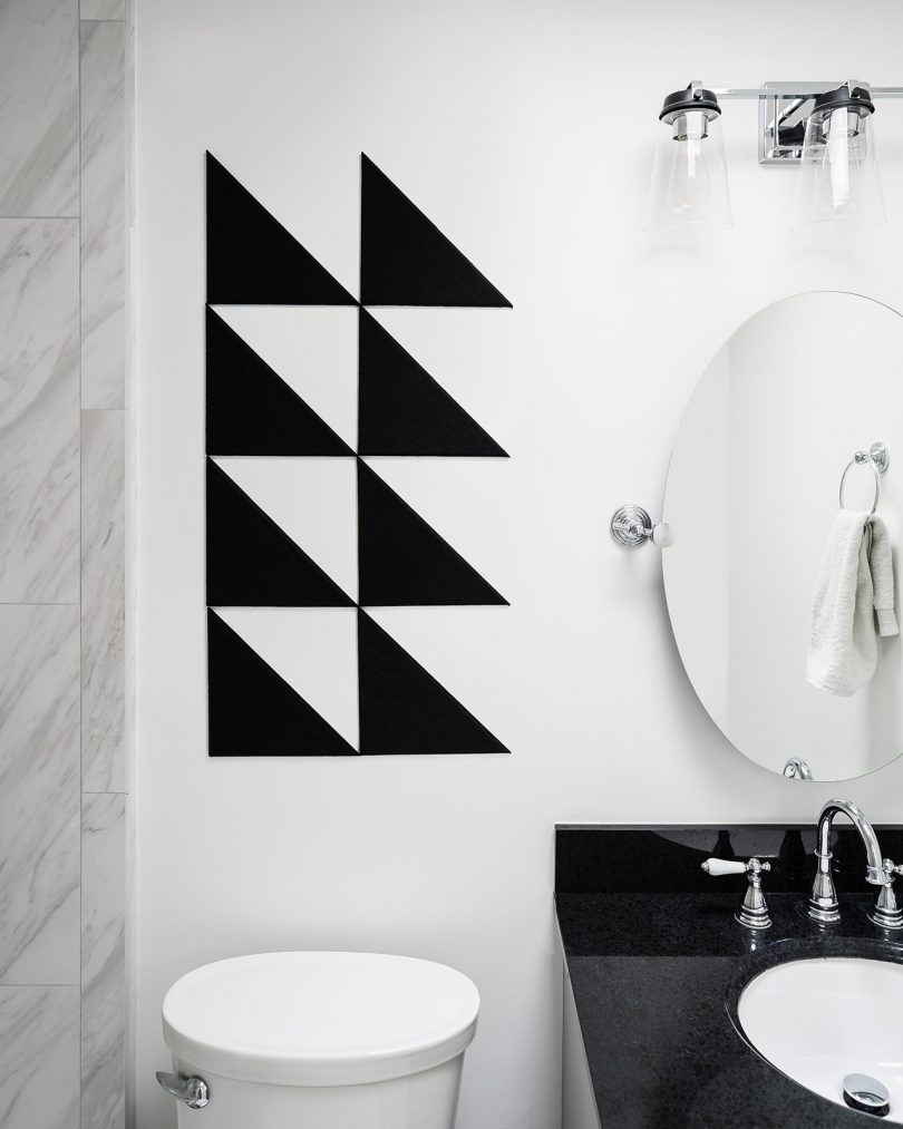 black and white bathroom