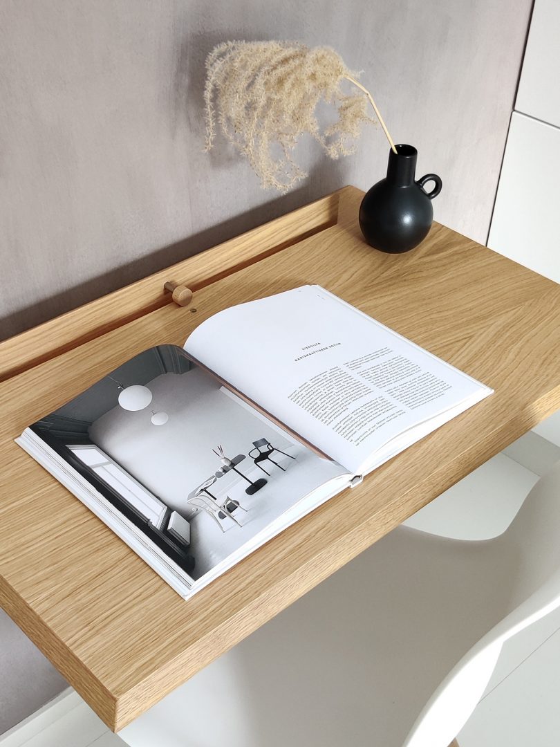 floating folding desk