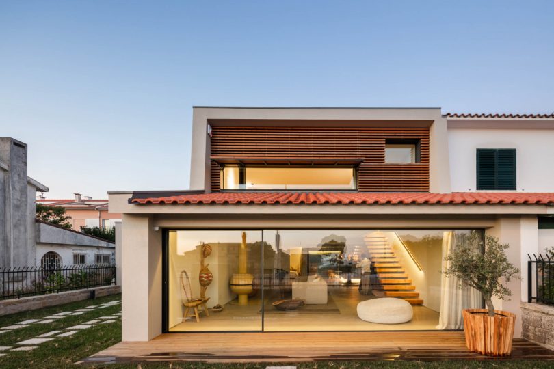 A Neglected 1950s Beach House in Portugal Undergoes a Major Renovation