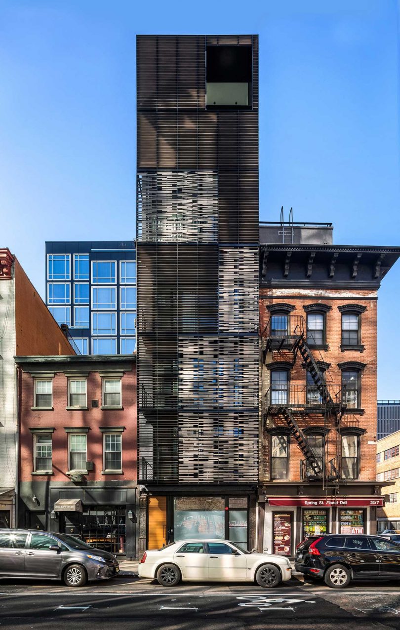 Archi-Tectonics Wraps 8-Story 512GW Townhouse in 3D Envelope in NYC