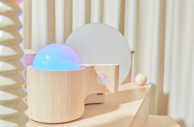 Emotion Collector by CODE STUDIO Turns Your Feelings Into Colorful Lighting