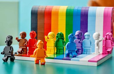 LEGO Celebrates Their Fans' Diversity With Everyone is Awesome