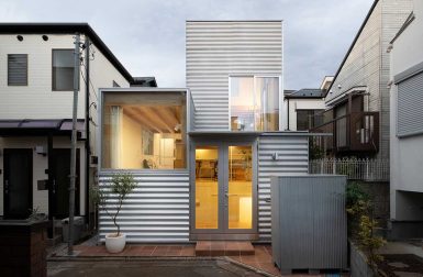 UNEMORI ARCHITECTS Designs House Tokyo With a Compact Footprint