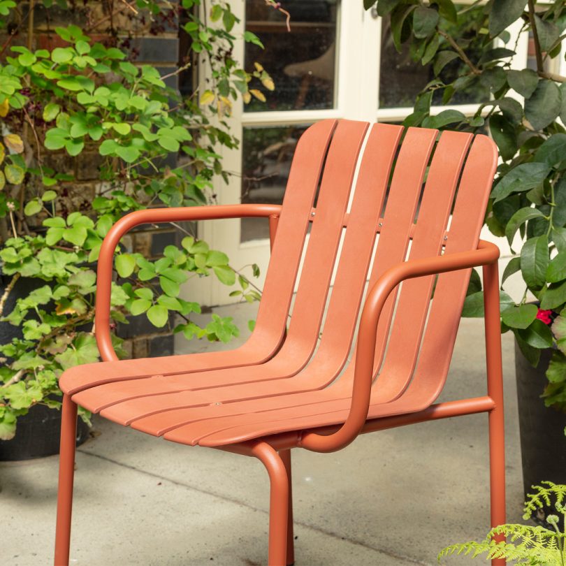 patio chairs made from recycled plastic