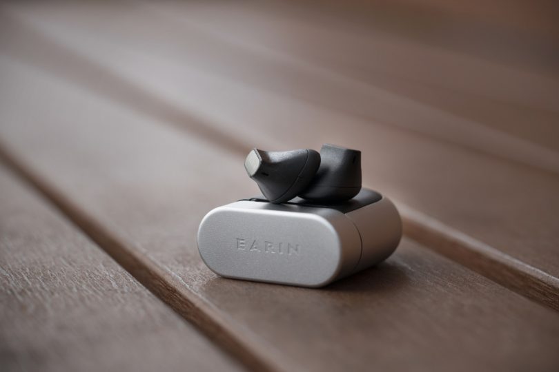 Small, Light Earin A-3 Earphone Design Emphasizes Comfort and Simplicity