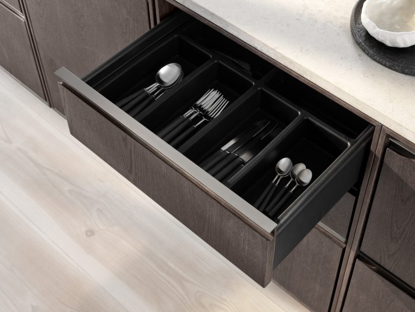 Vipp V2 kitchen open drawer