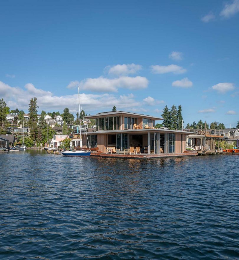 A Modern Cabin in Washington Is a Floating Oasis on the Water