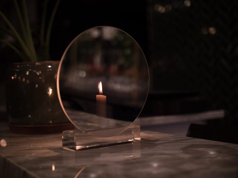 Spegla: A Modern Candleholder That Disappears Before Your Eyes