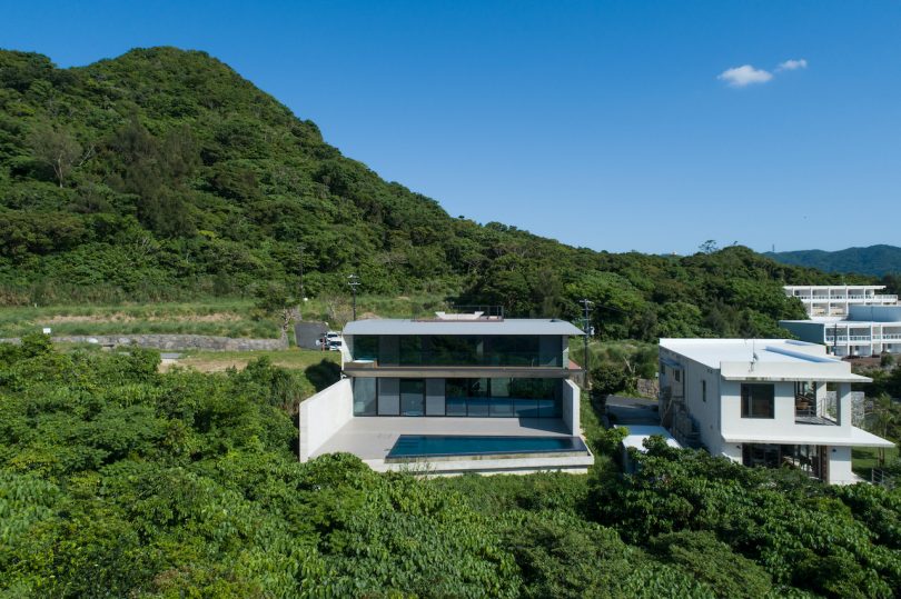 Infinity Is a Minimal Hilltop Weekend Home in Okinawa