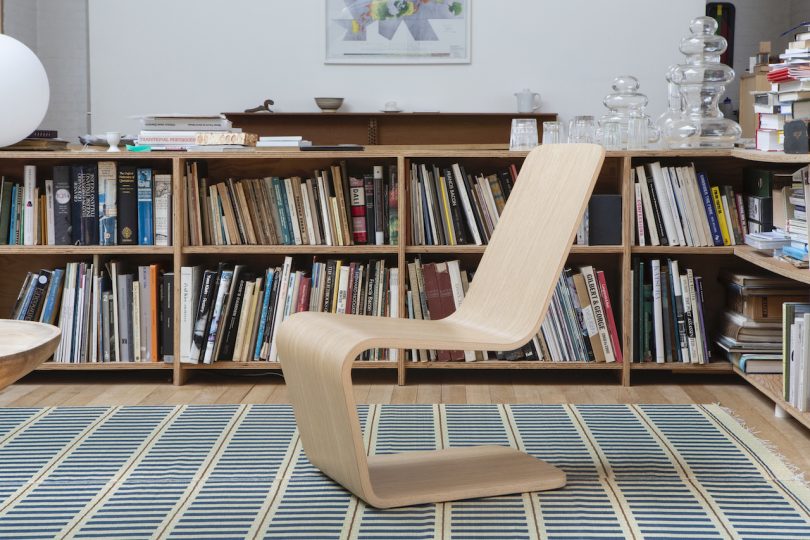 cantilevered lounge chair