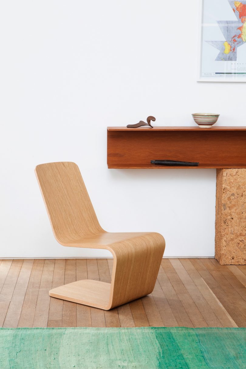 cantilevered lounge chair