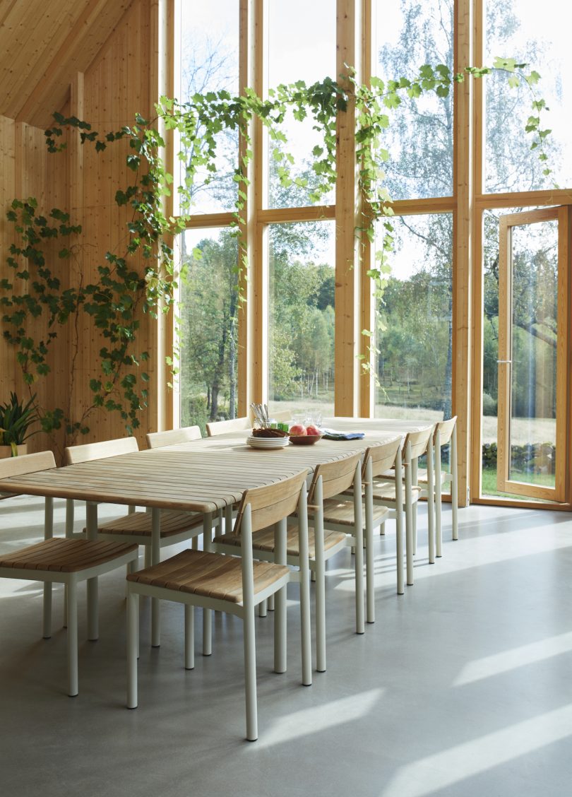 indoor dining table and chairs