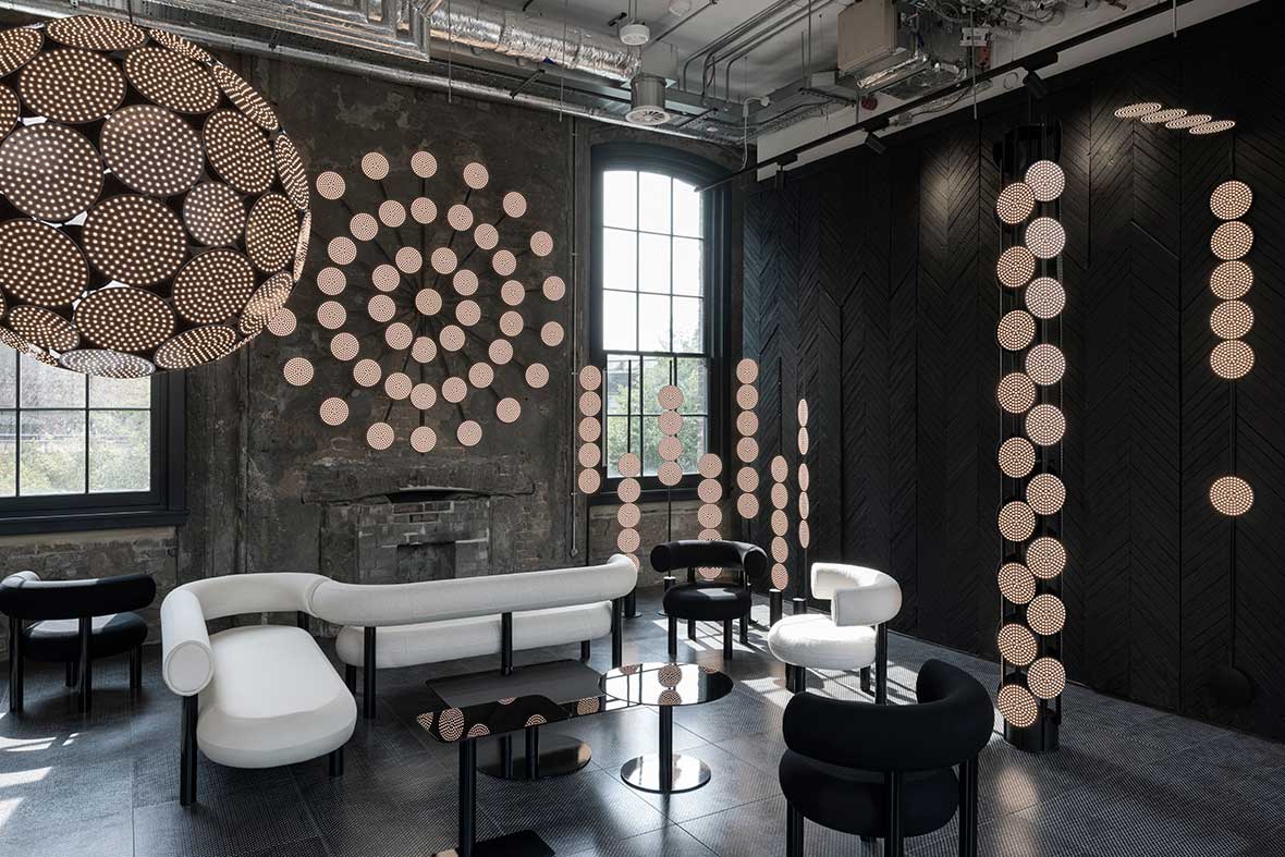 https://design-milk.com/images/2021/12/Where-I-Work-Tom-Dixon-19.jpg