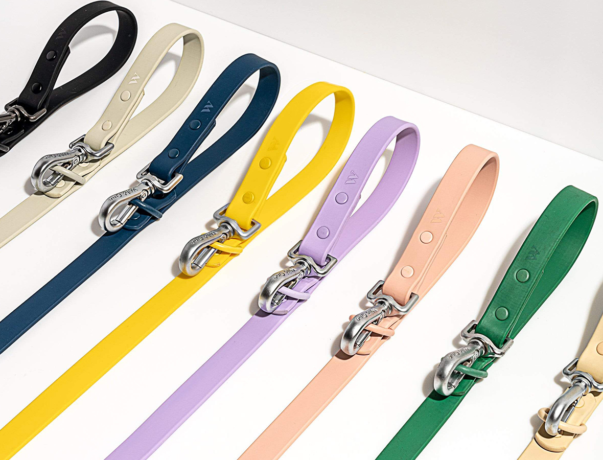 https://design-milk.com/images/2021/12/wildonepets-leashes-designmilkshop.jpg