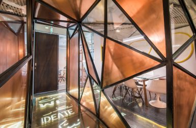 A Modern Office in Dubai Balances Professionalism With Personality