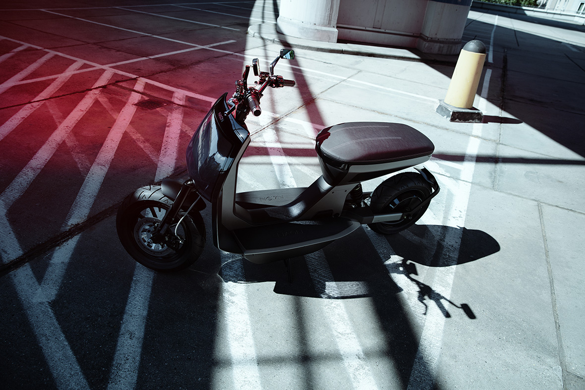 NAON Zero-One Electric Scooter Zooms Toward Zero Emission Sustainability