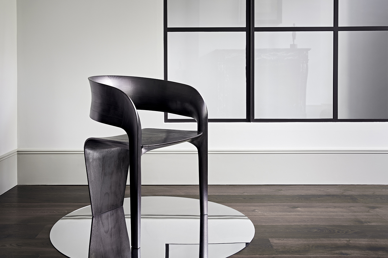 Bodo Sperlein’s Iconic Curvaceous Contour Chair