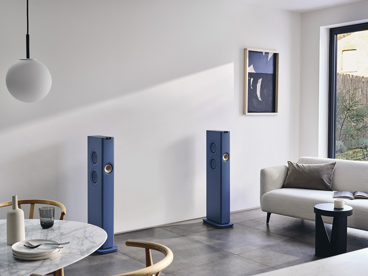 KEF LS60 Wireless All-in-One Floor Speakers Are a Hi-Fi Dream