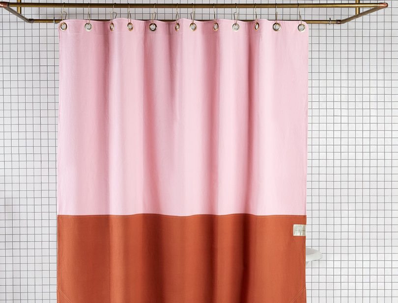 https://design-milk.com/images/2022/05/quiettown-orientflamingocurtain-pinkcolortherapy-designmilkshop-810x618.jpg