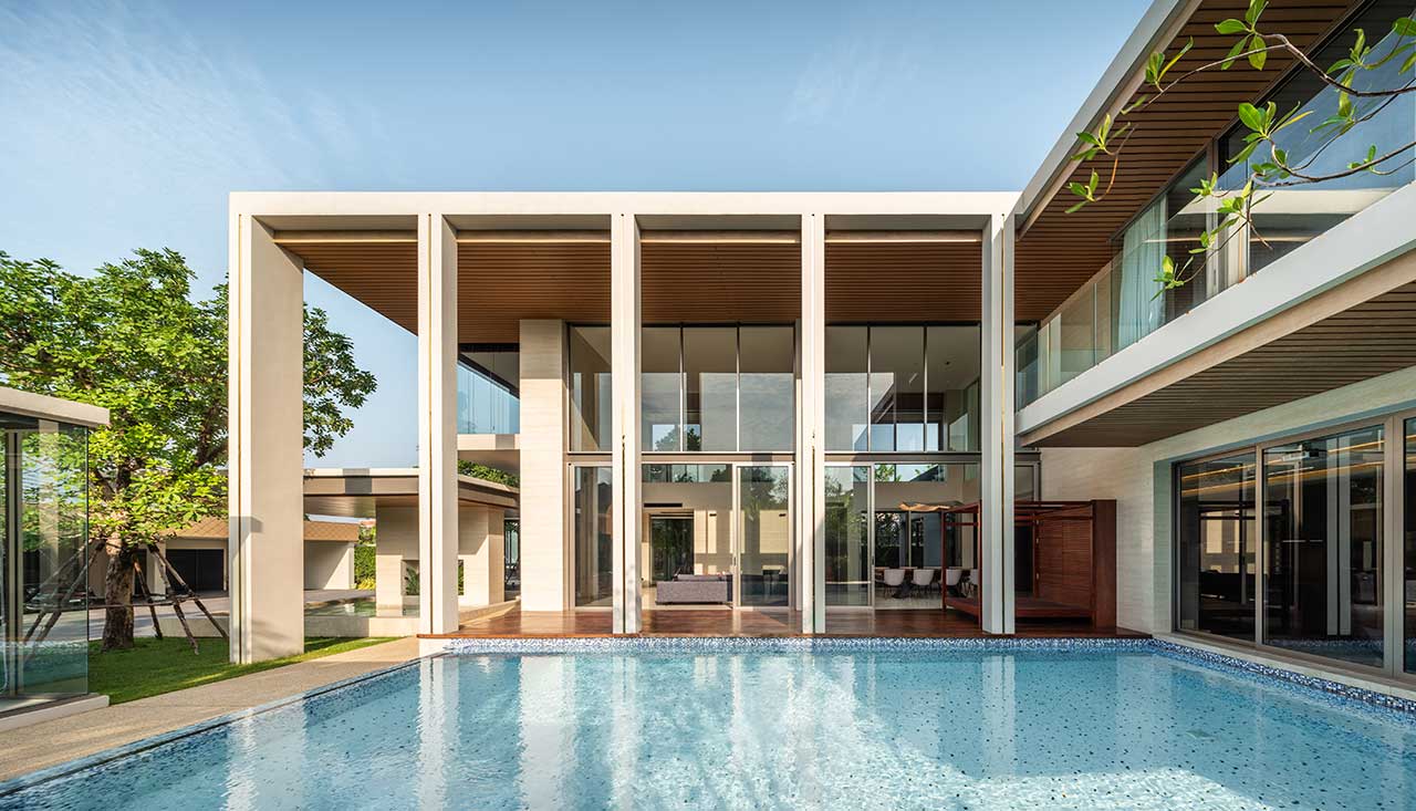 A Modern Bangkok House With a Central, Glass-Fronted Swimming Pool