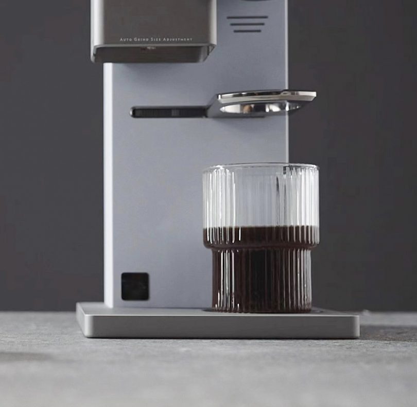 xBloom Coffee Maker Made by Apple Engineers to Drink Differently