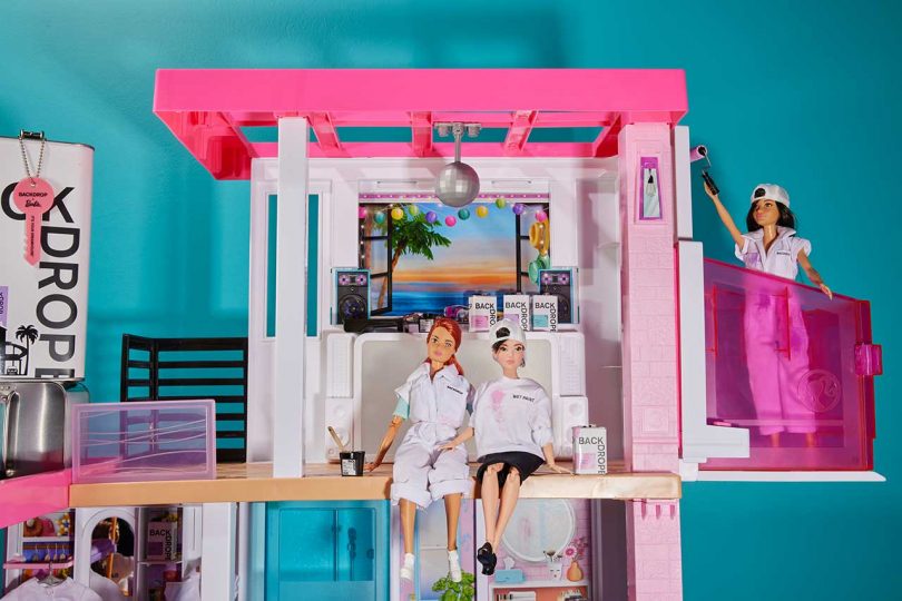 set featuring Backdrop paint with Barbie's Dreamhouse