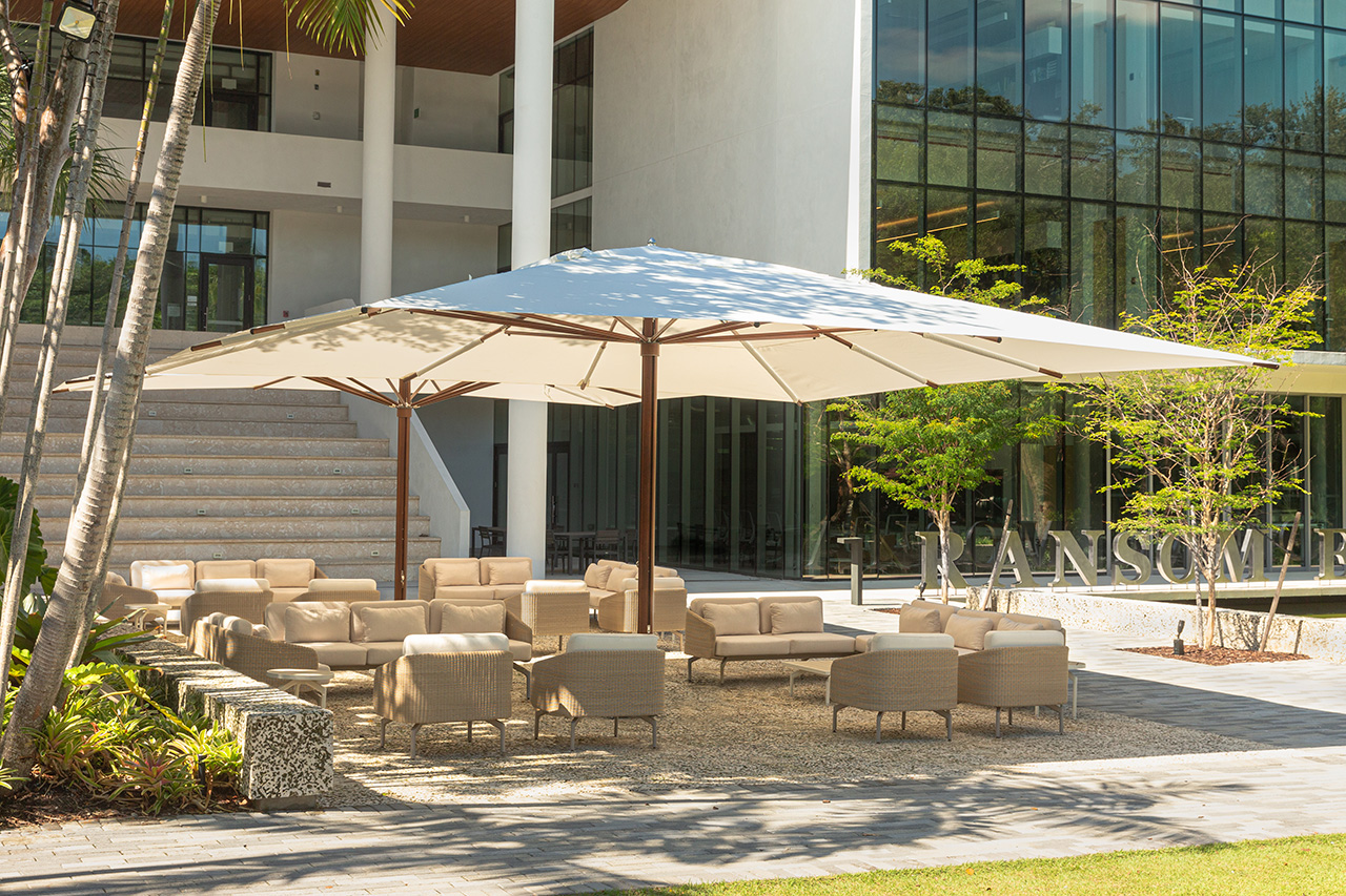 Tuuci’s Ocean Master MEGA MAX Parasol Is the Ultimate Outdoor Shade Solution