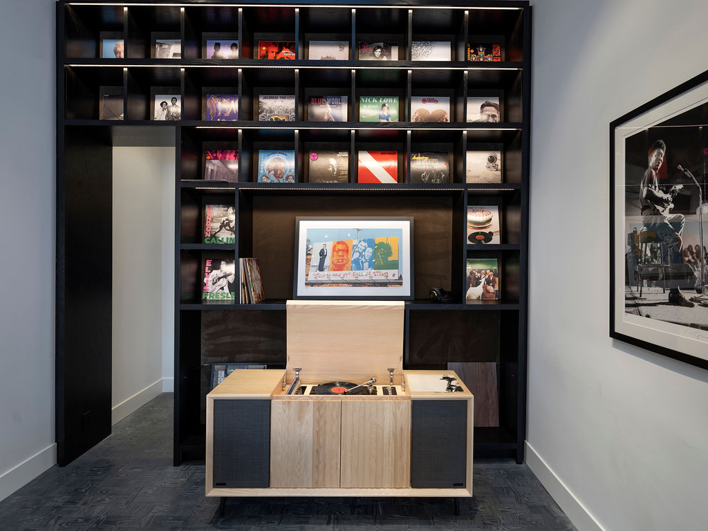 Wrensilva LA’s Design District Showroom Is All About Easy Listening