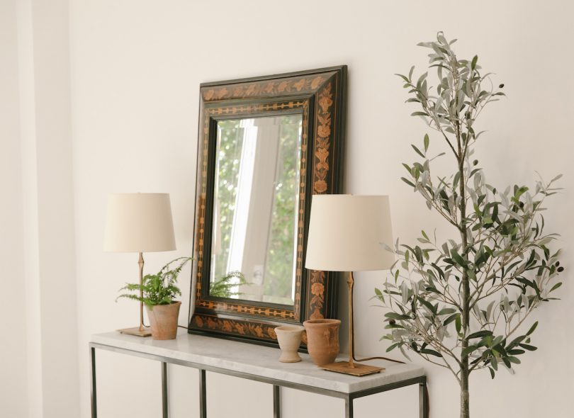 mirror on console table
