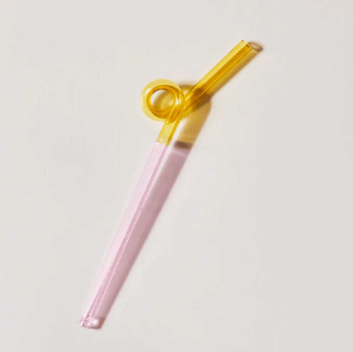 glass looped straw in light pink and gold