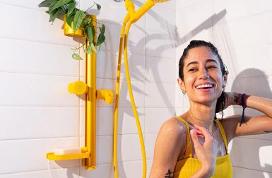 Sproos! Showers Renters With an Affordably Easy Bathroom Upgrade