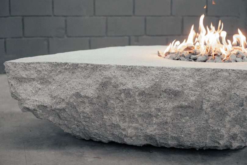 Close-up of Prometheo Uno, a minimal fire table created by Mexico-based designer Andrés Monnier as part of the Olympo Collection