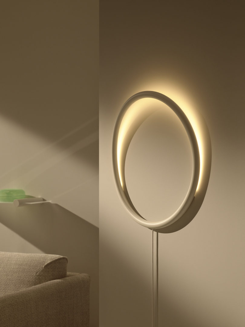 ring-shaped wall sconce