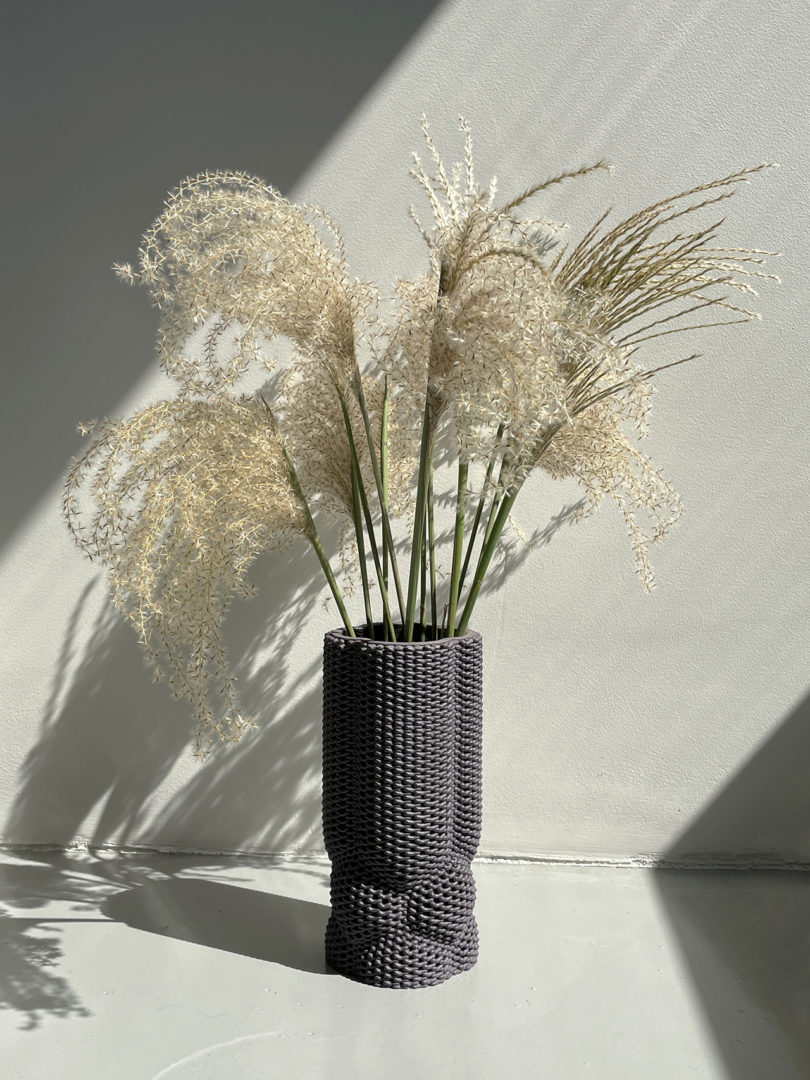 black 3D printed vase with pampas grass