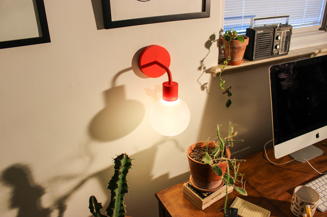 This Viral, Renter-Friendly Wall Light Installs in Mere Seconds