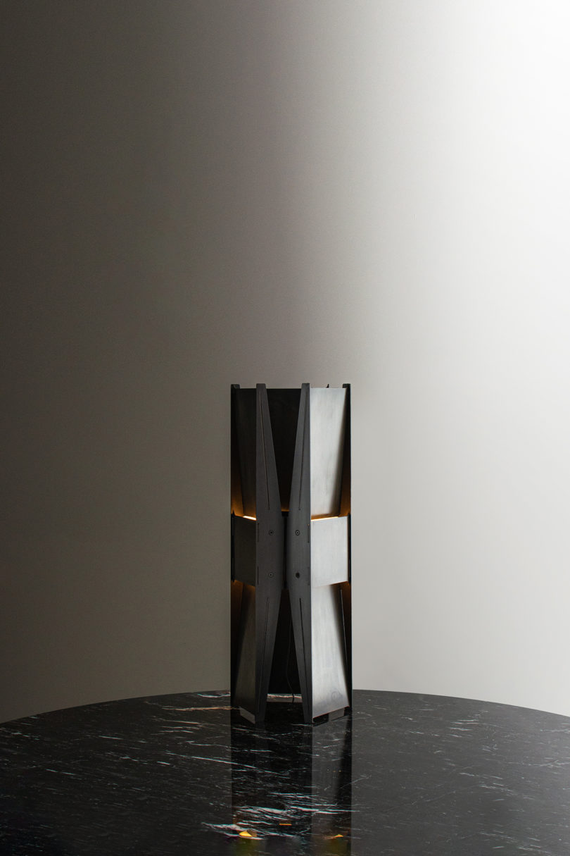 modern structural table lamp