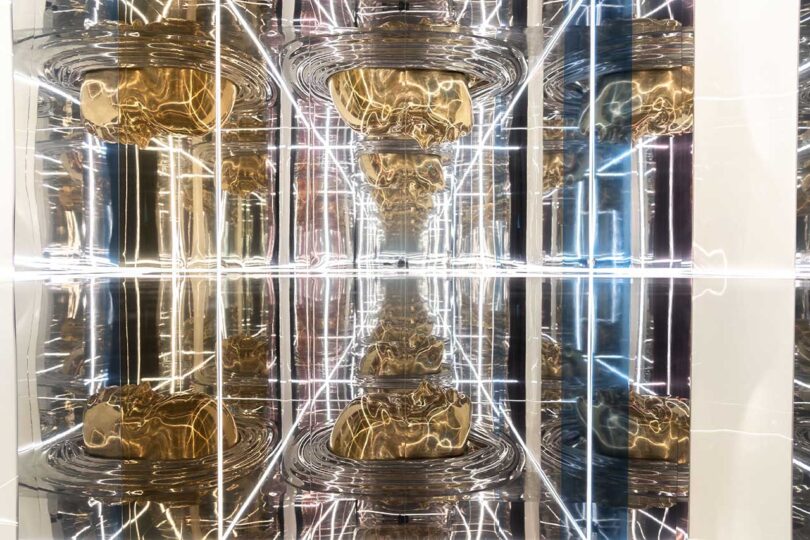 INTERNA_MENTE: A Mesmerizing Hall of Mirrors at Milan