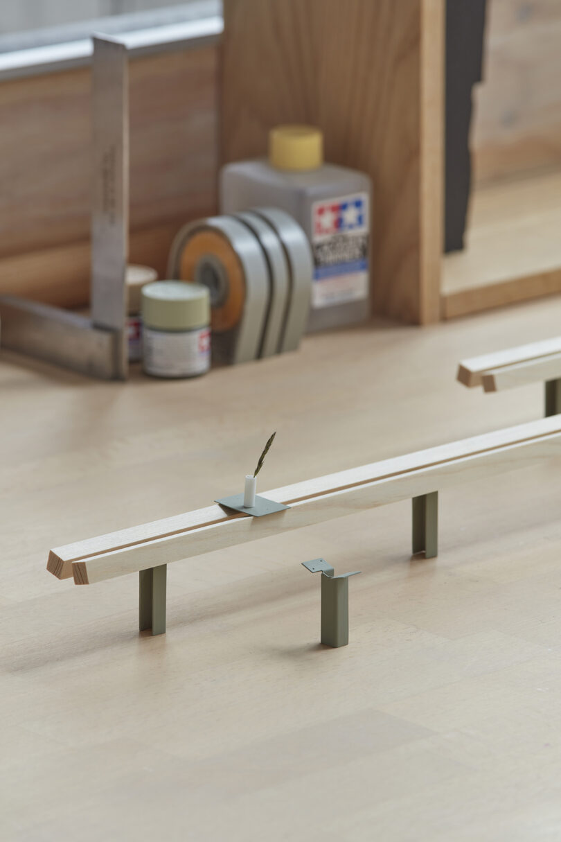 model size benches