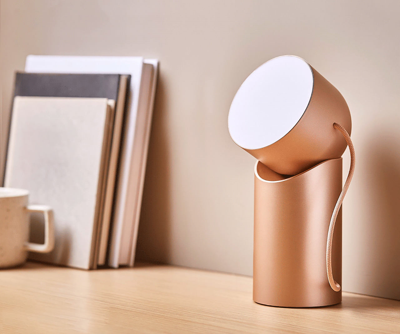 Lexon Orbe’s Magnetic LED Lights Up Wherever You Want It