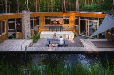 The C House: A Hidden, Half-Hexagonal Gem in the Dutch Forest