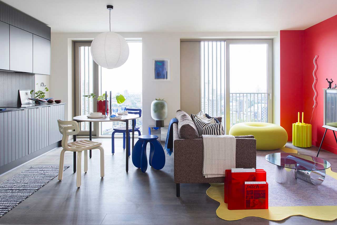 Futurism + Primary Colors Merge in This London Gamer’s Apartment