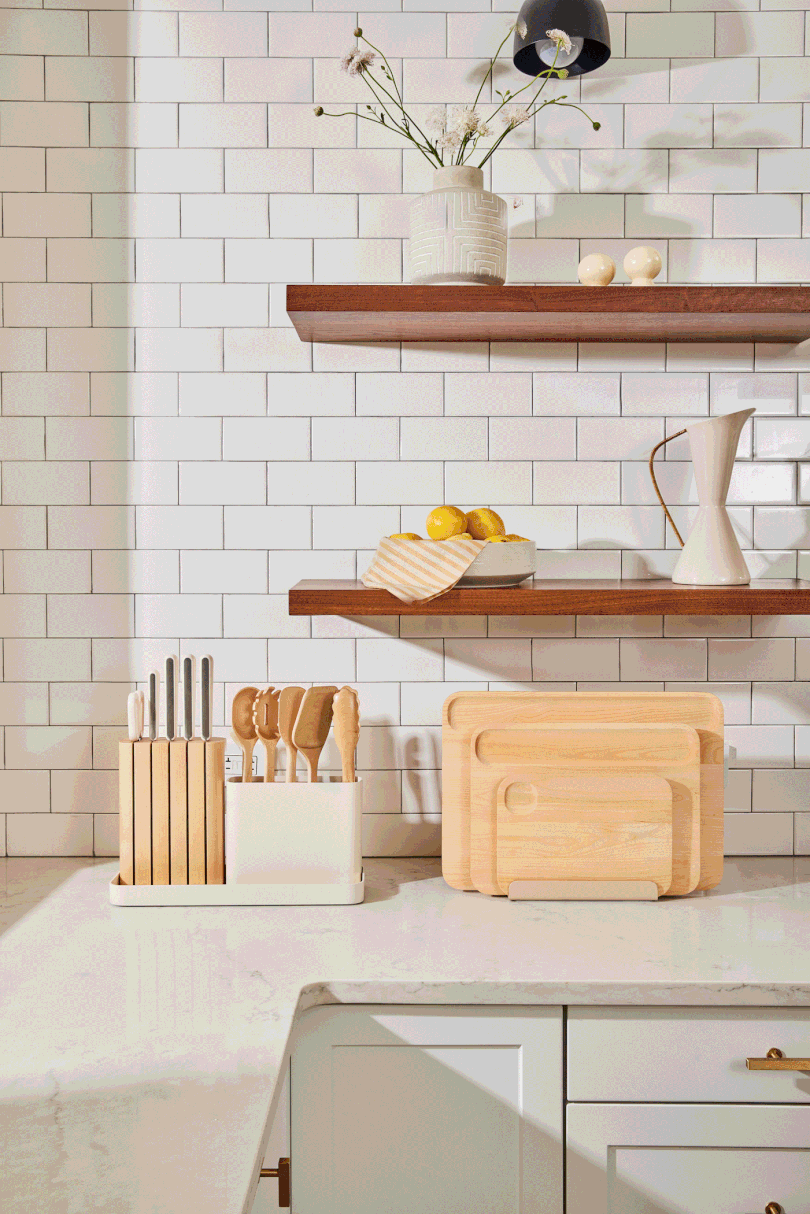 https://design-milk.com/images/2023/08/Caraway-Prep-Set-Cutting-Boards-Collection-11.gif