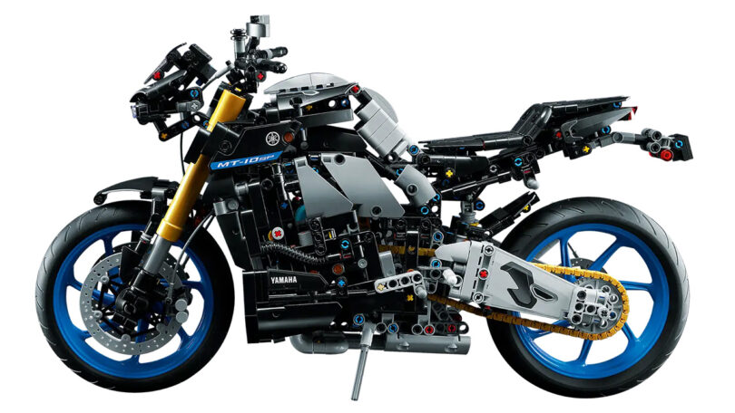 Side view of the 1478 piece LEGO replica of the Yamaha MT-10 SP motorcycle.