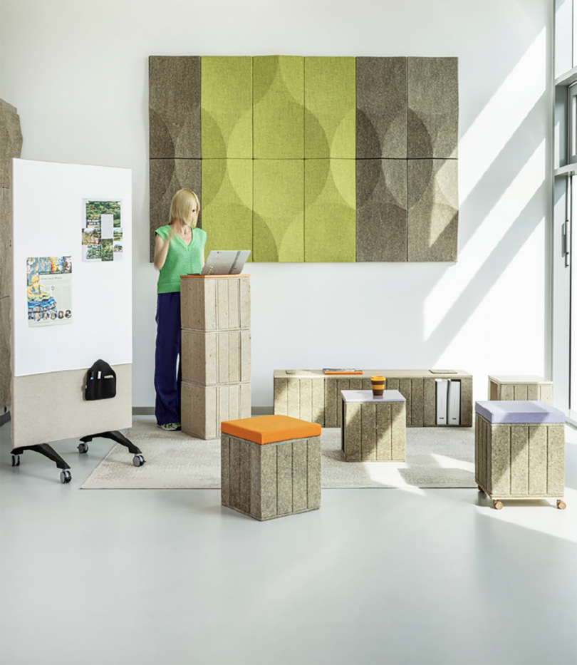 presentation space made of modular sustainable cubes