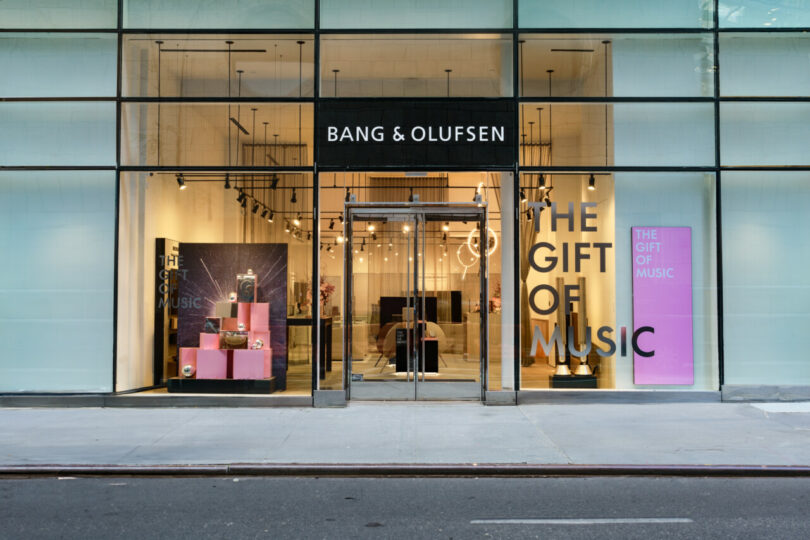 Bang & Olufsen : Visit our store in Tokyo